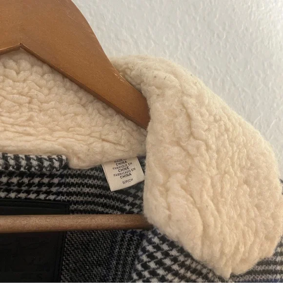 Levi's Amaya Wool Blend Fur Trimmed Collar Meteorite Plaid Pea Coat Size Small - Picture 8 of 16